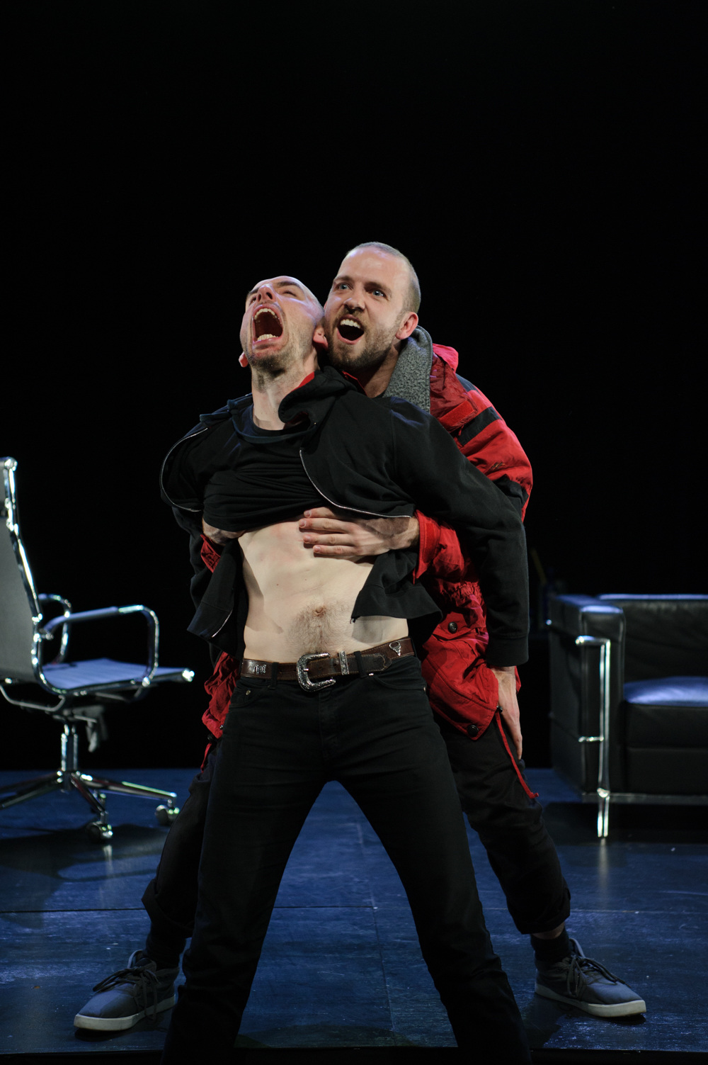 AntiHamlet_photoSarahWalker-7762_Mark-Wilson---Marcus-McKenzie_1000.jpg