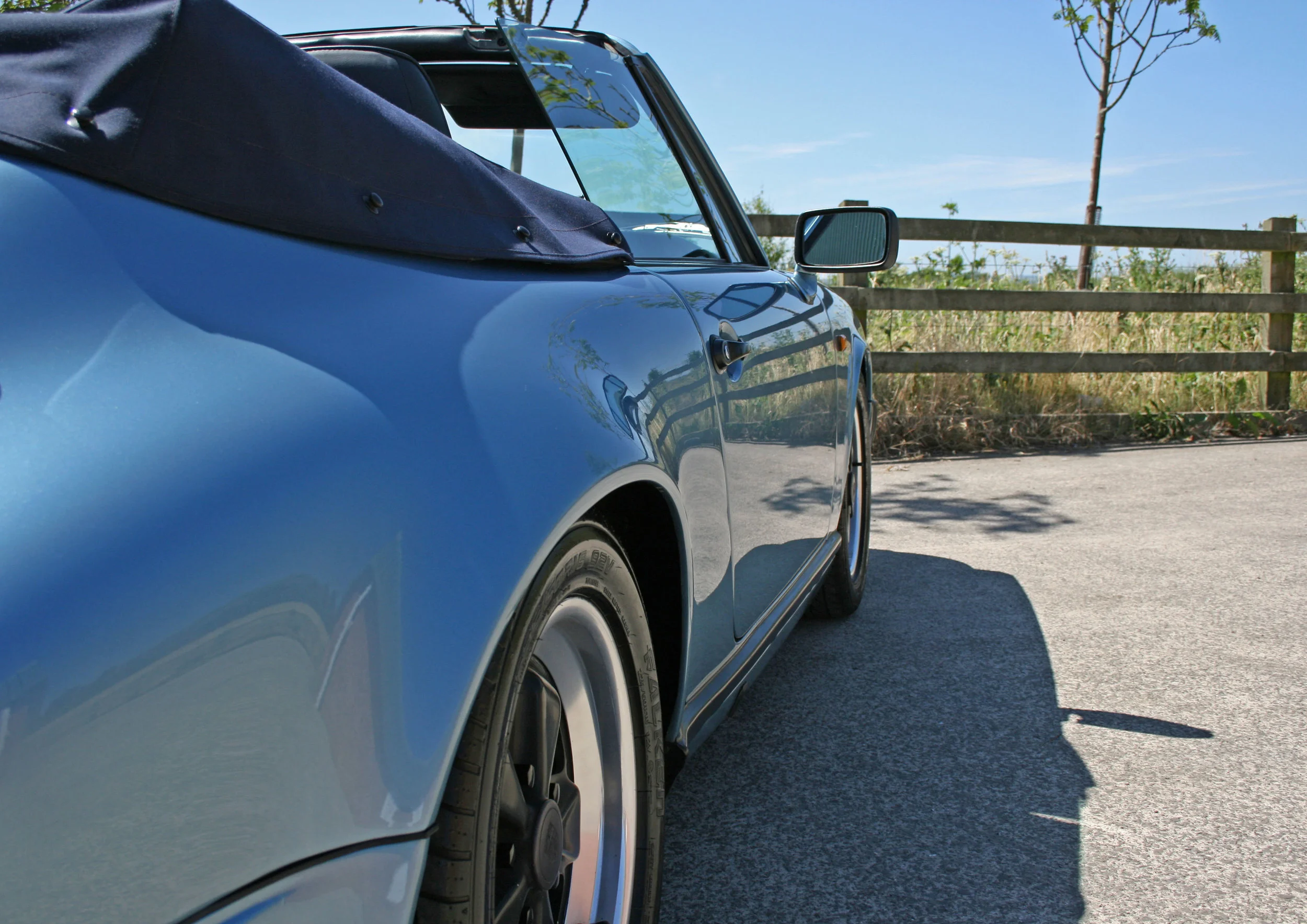 DETAIL REAR FLANK RIGHT.jpg