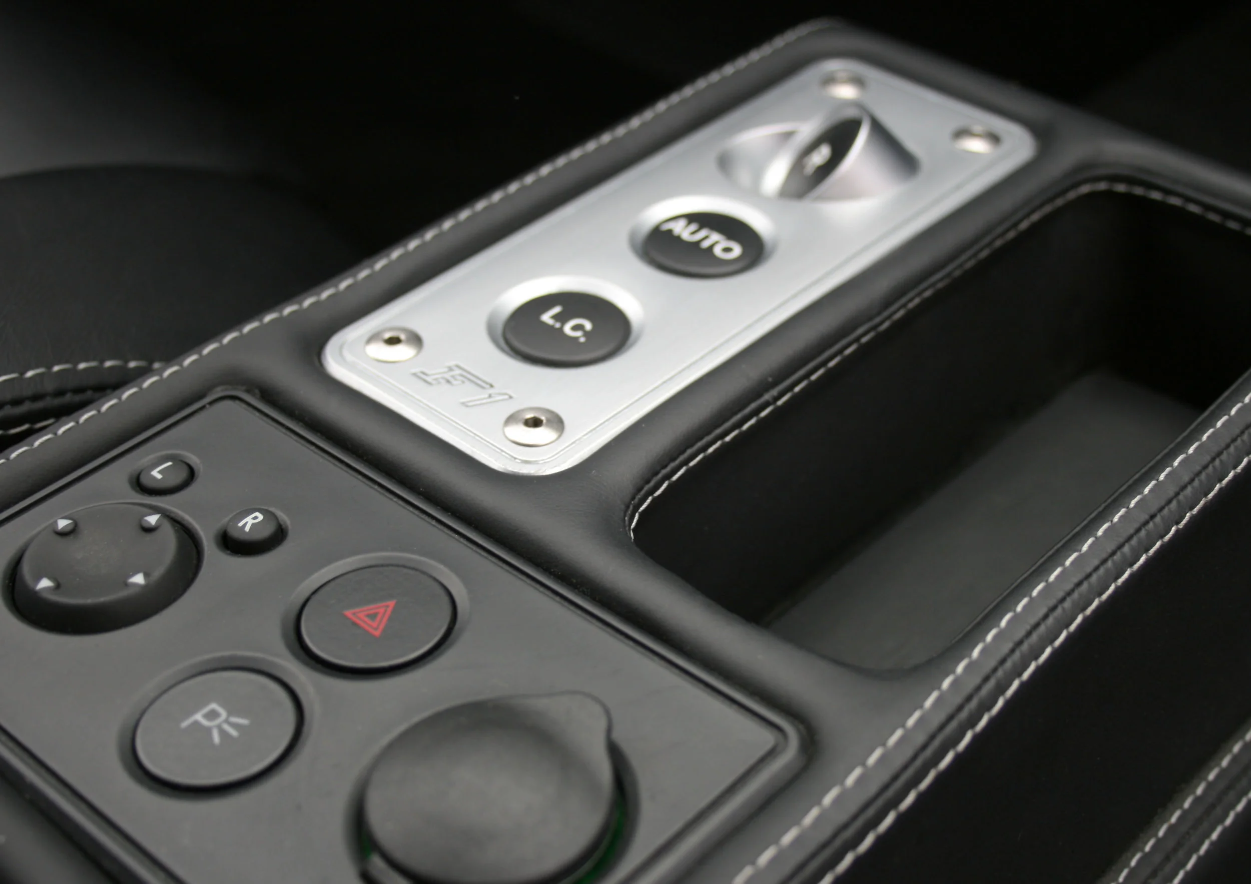 DETAIL BUTTONS 2.jpg