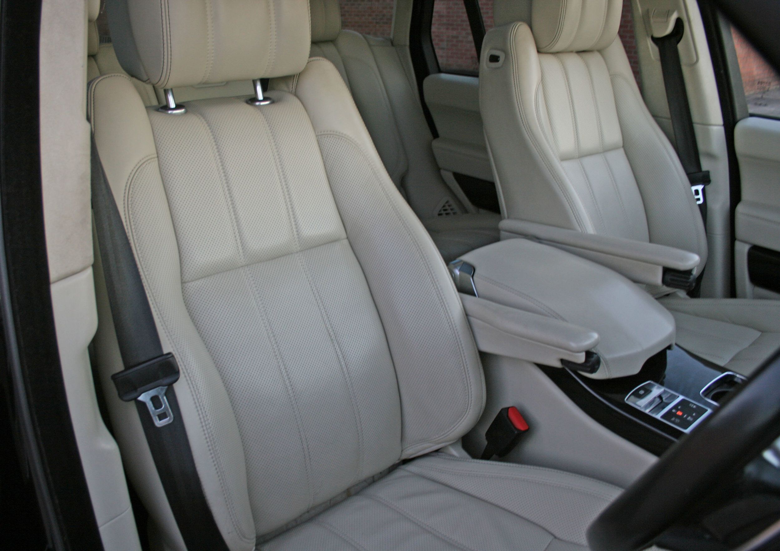 front seats 3.jpg