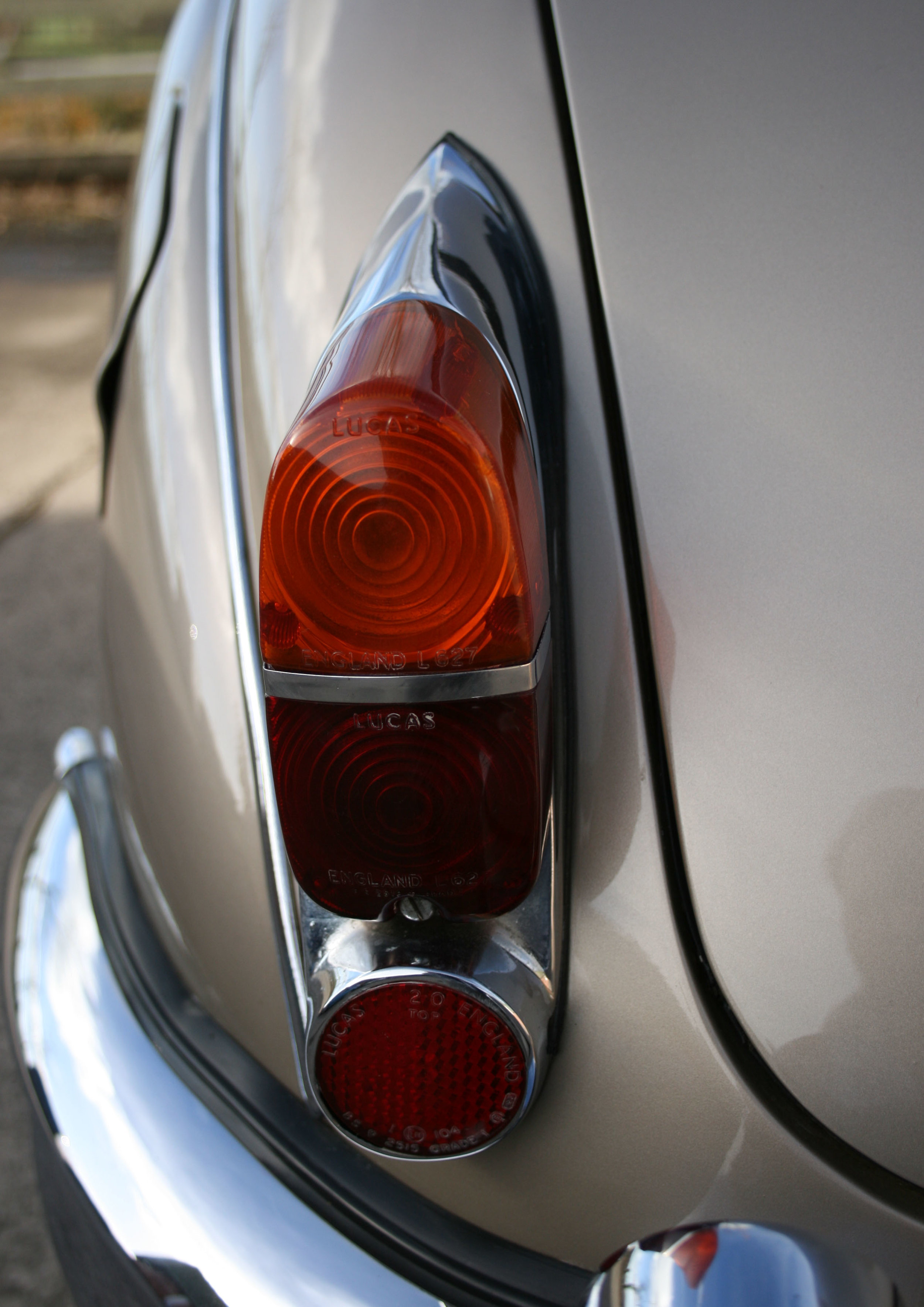 DETAIL REAR LIGHT.jpg