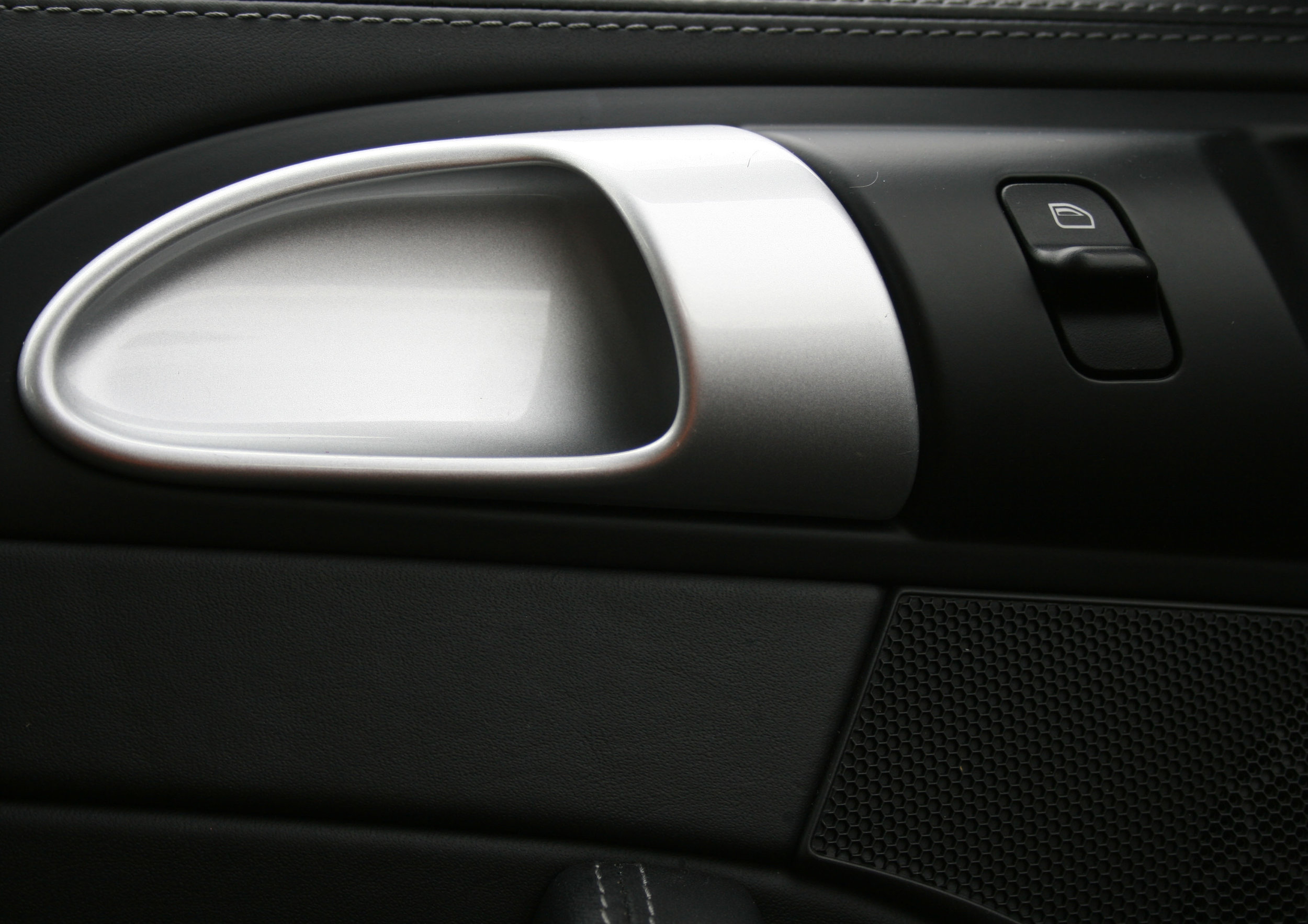 DETAIL DOOR HANDLE.jpg