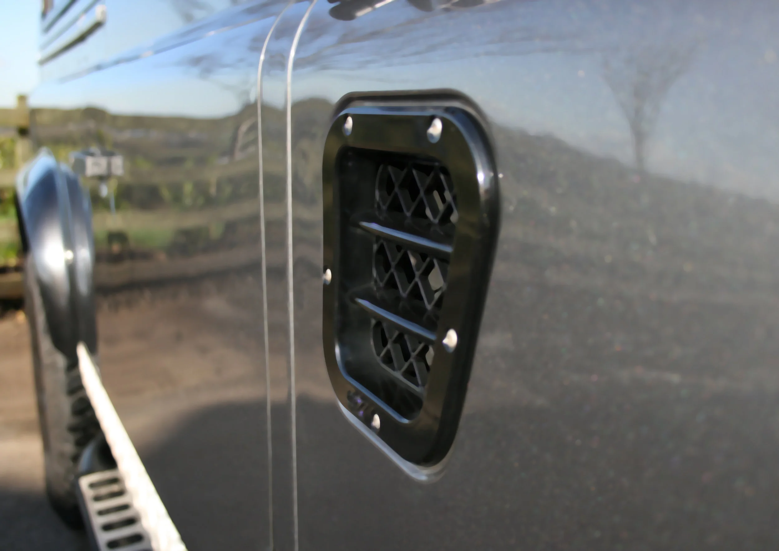 DETAIL SIDE VENT.jpg