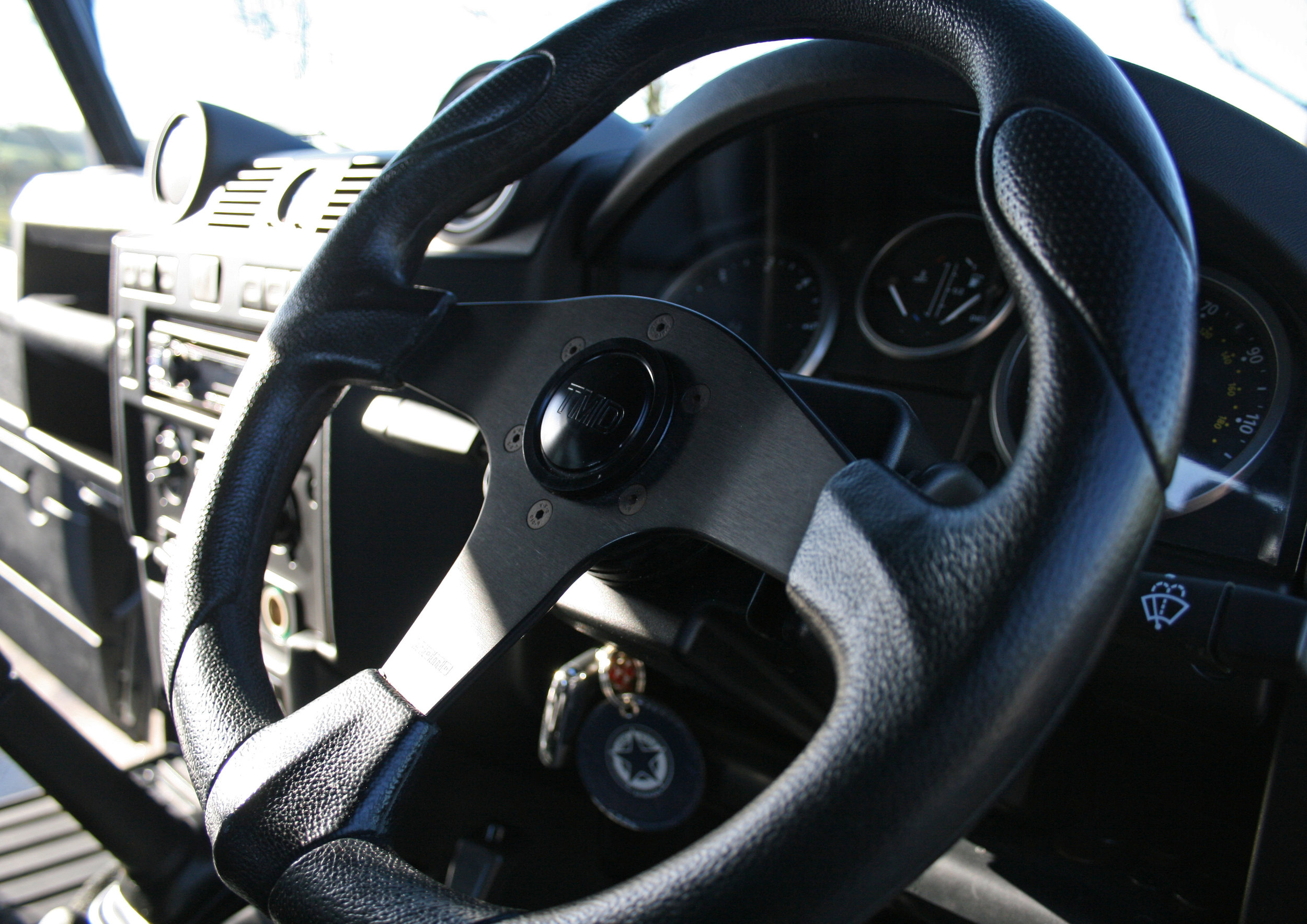 DETAIL STEERING WHEEL.jpg