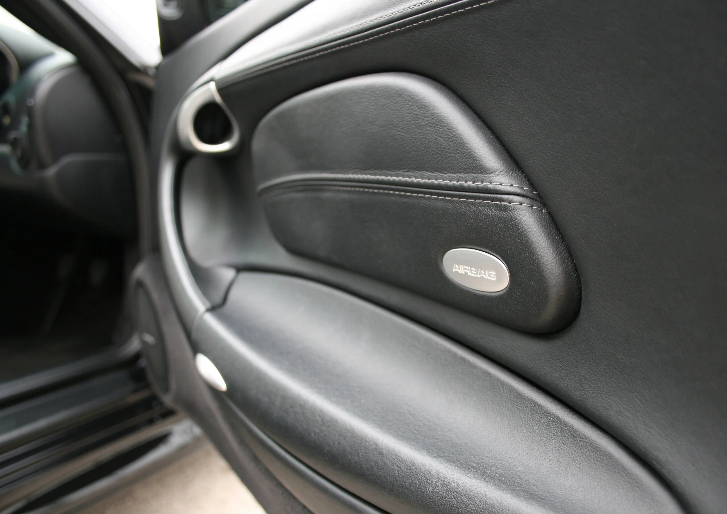 DETAIL DOOR CARD.jpg