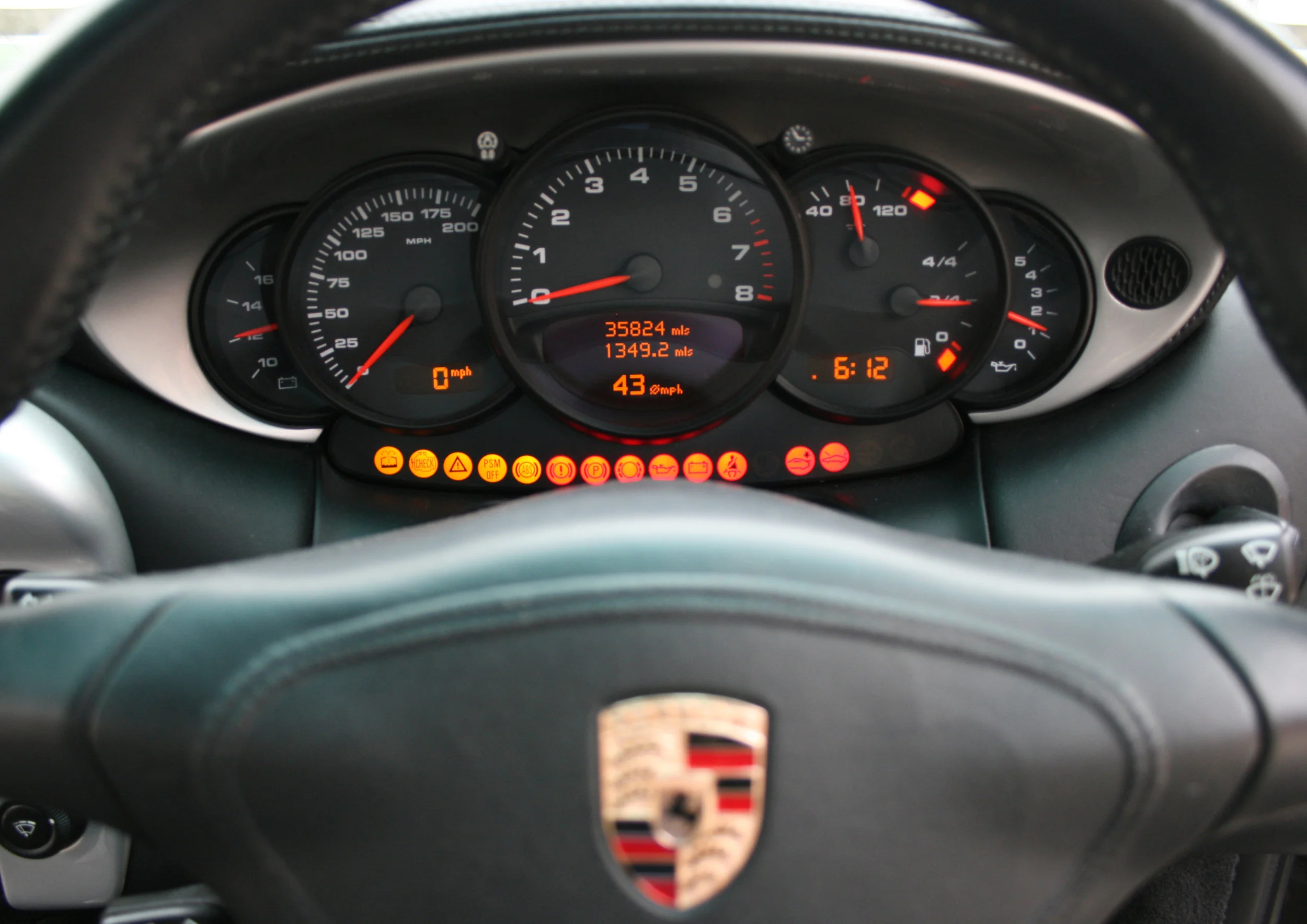 DETAIL DASH 2.jpg