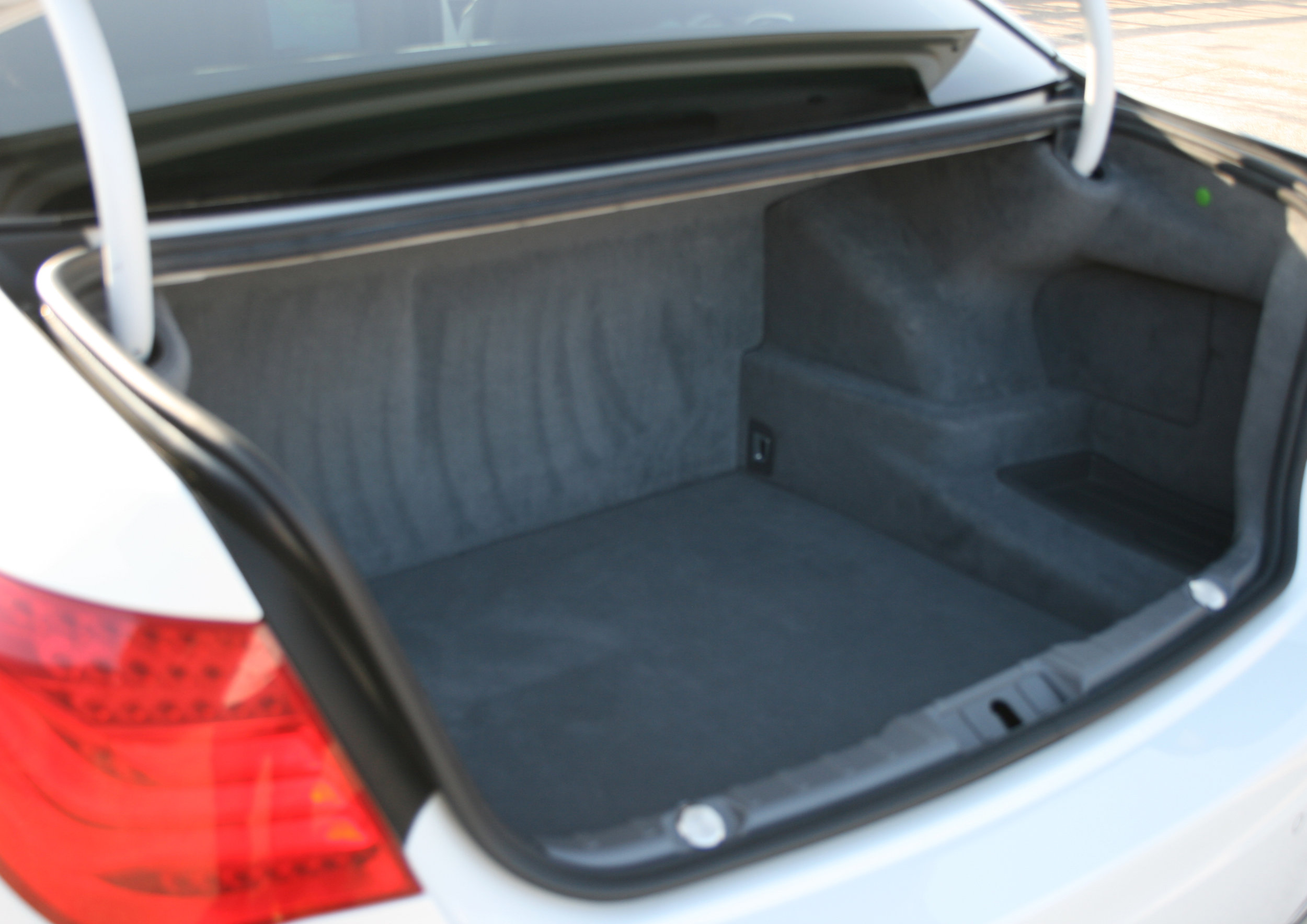 INTERIOR BOOT 2.jpg