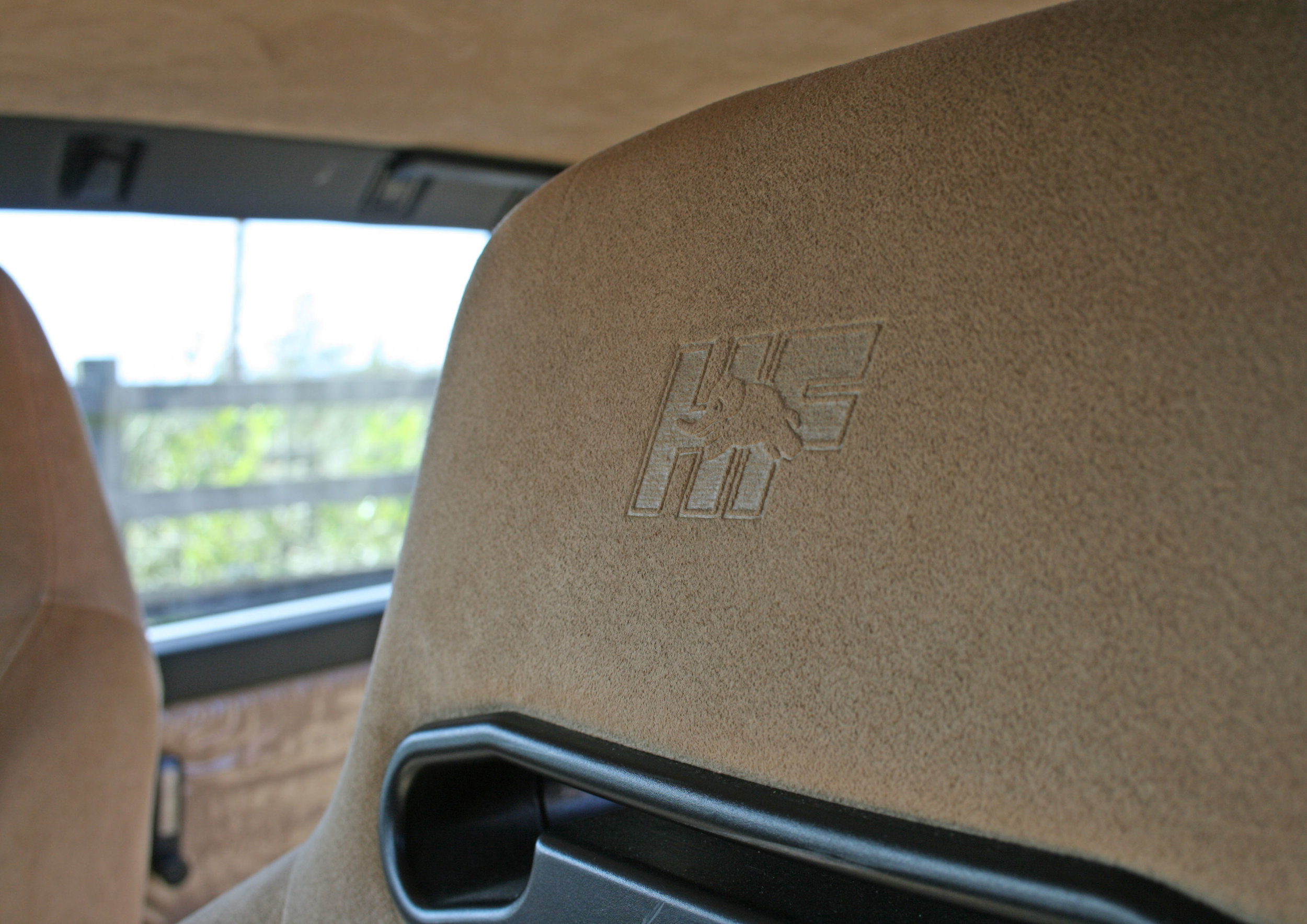 DETAIL SEATS 2.jpg