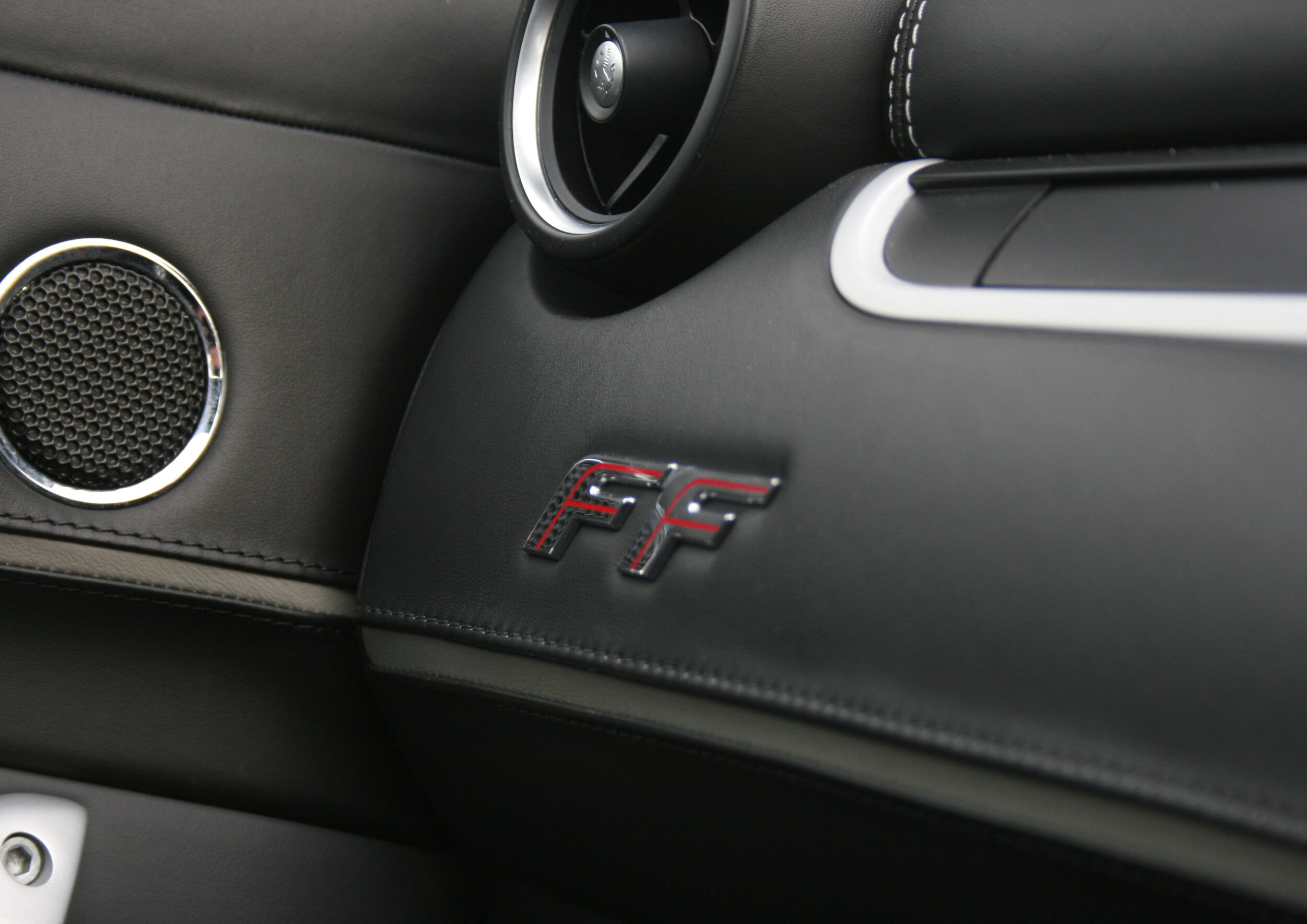 DETAIL DASH FF.jpg