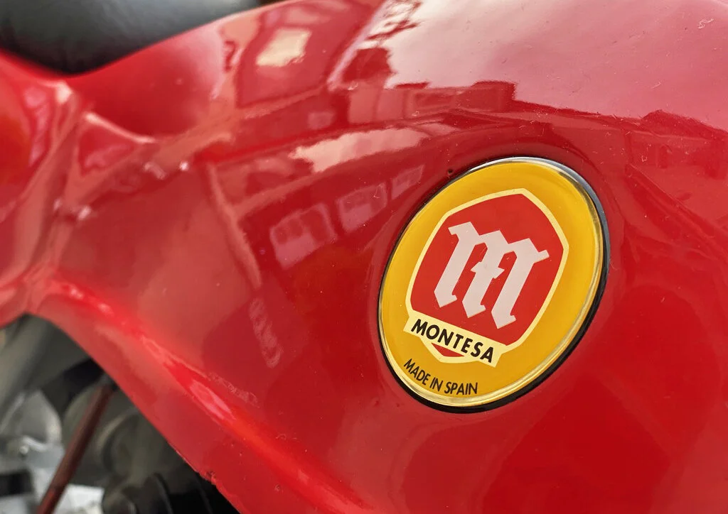 DETAIL MONTESA BADGE.JPG