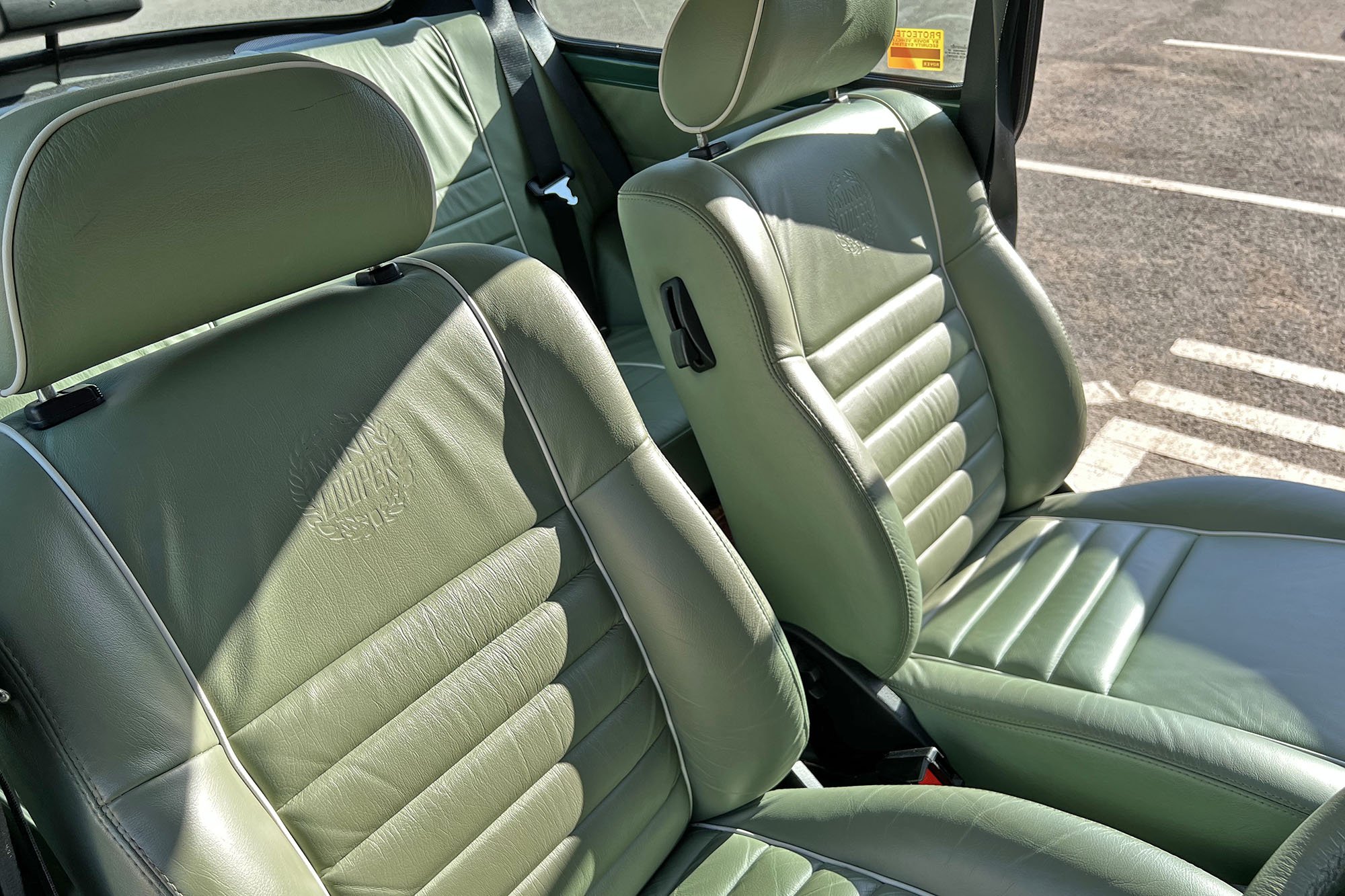 INTERIOR SEATS.jpg