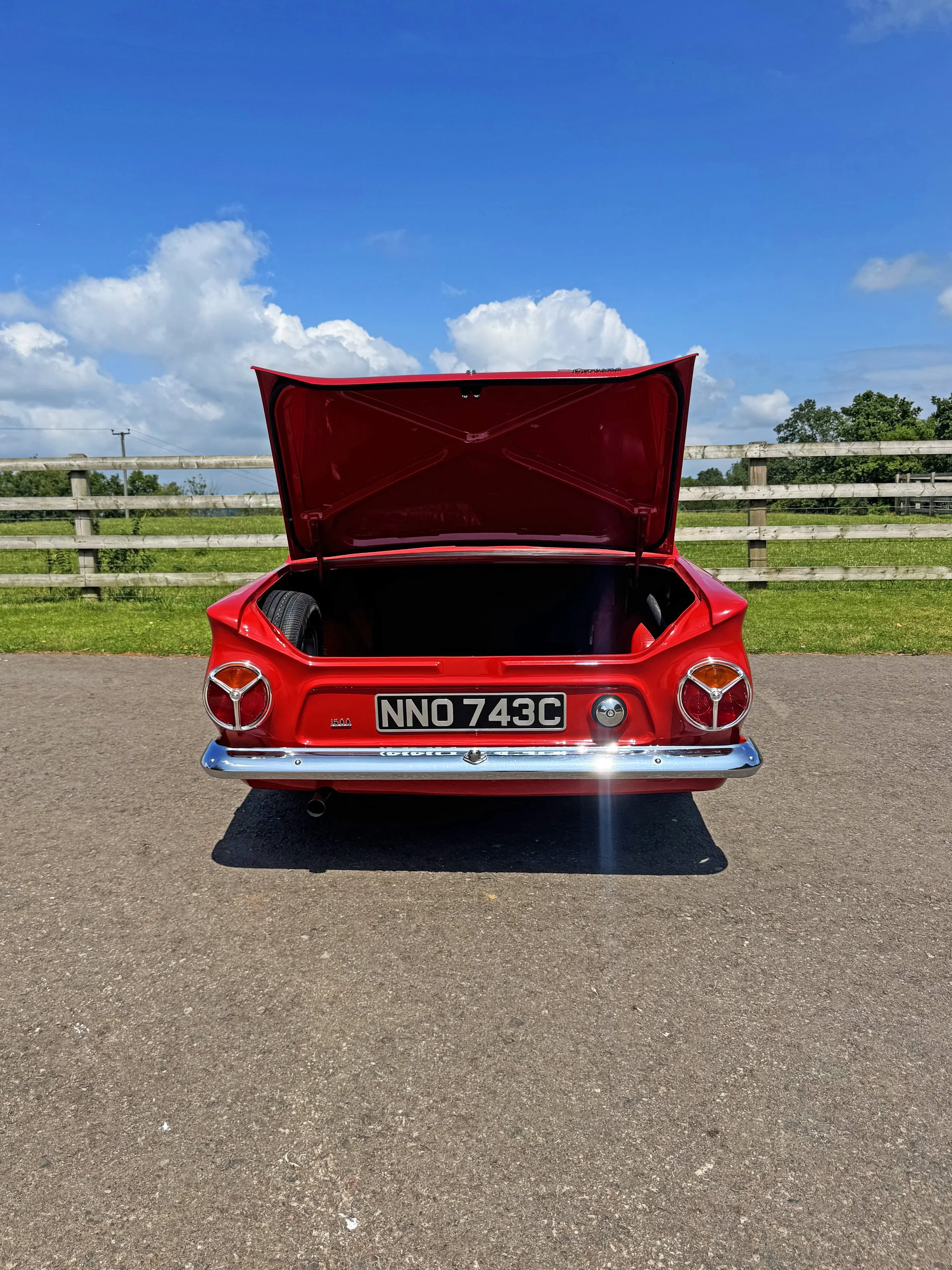 REAR BOOT OPEN.jpg
