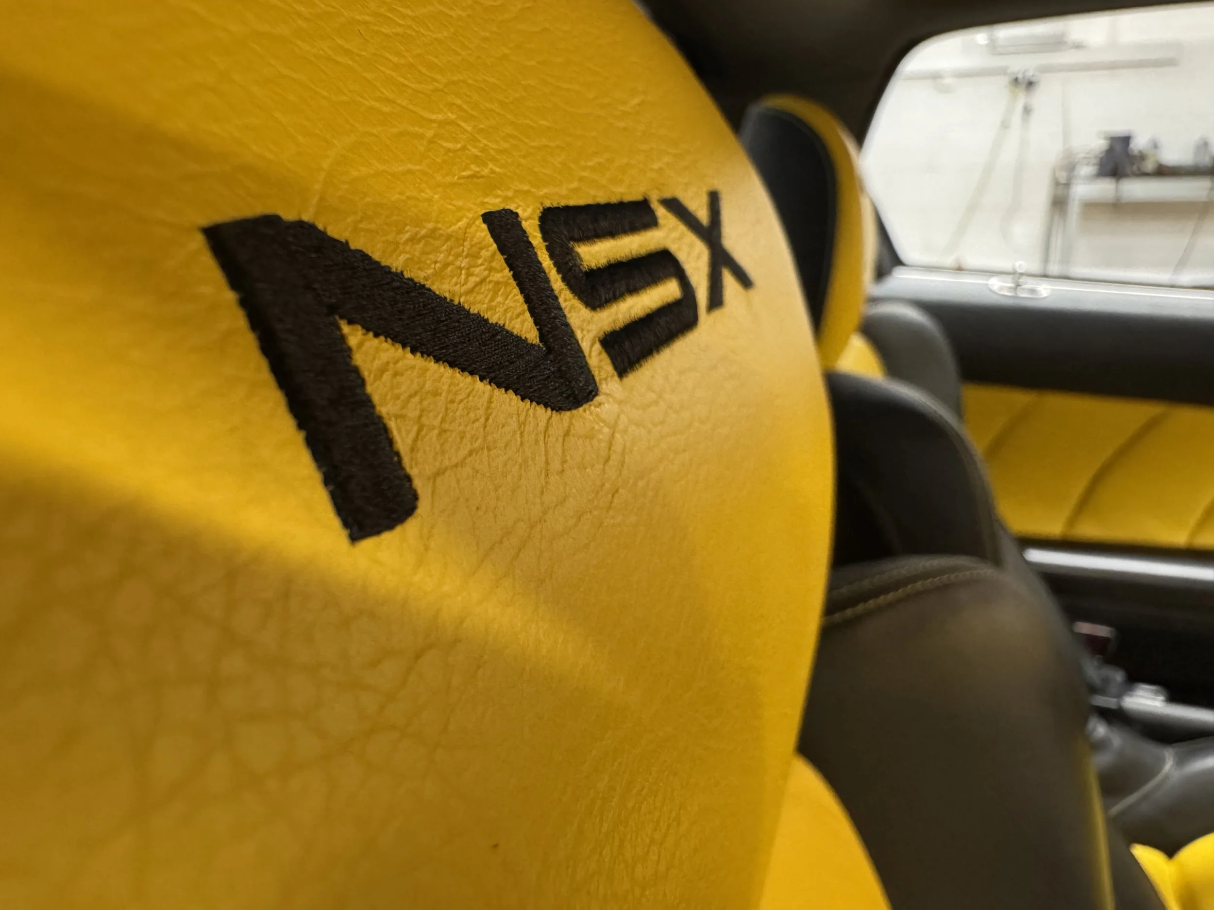 DETAIL HEADREST.jpg