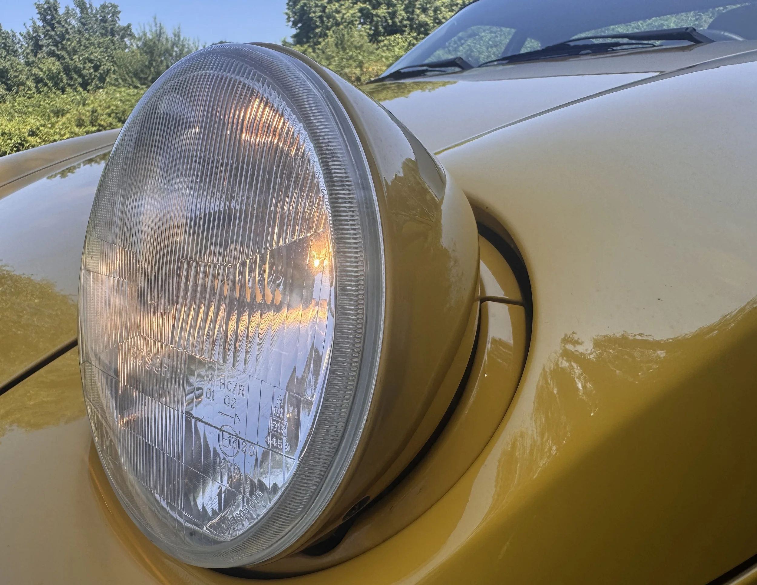 DETAILS HEADLIGHT 3.jpg