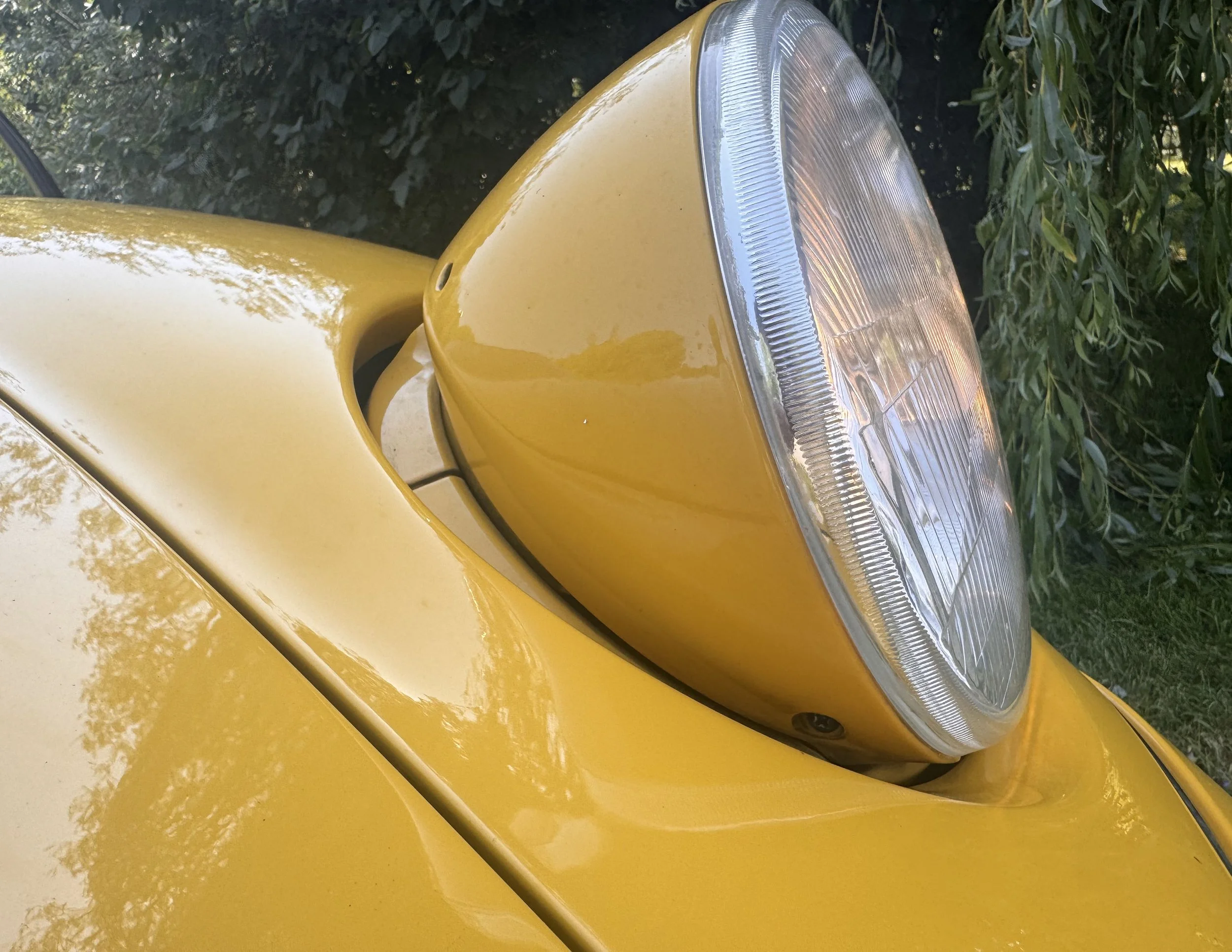 DETAIL HEADLIGHT.jpg