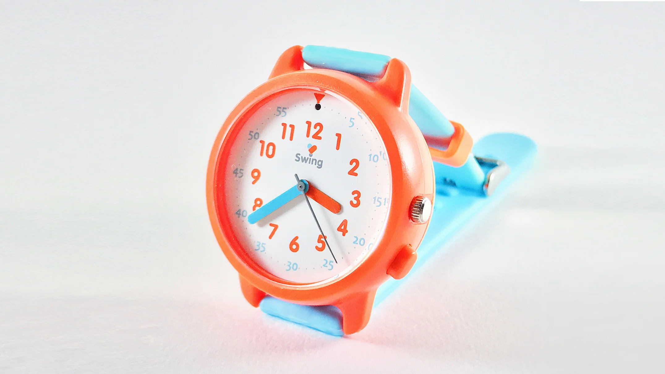 12 Swing Watch webimg.jpg
