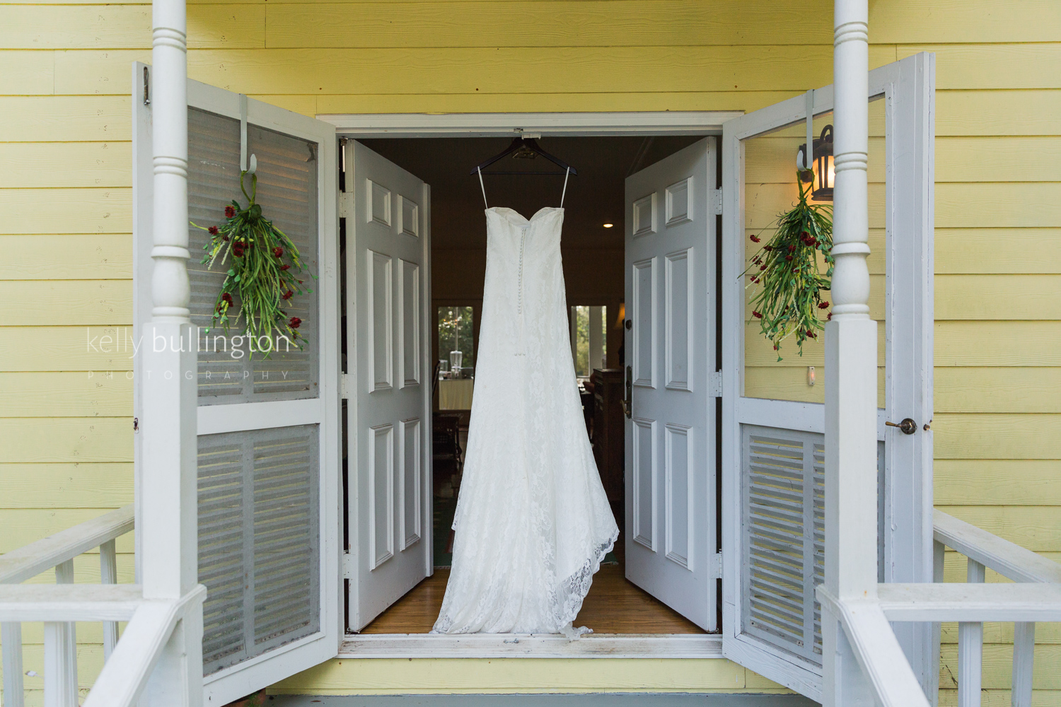 Fairhope Small Wedding Photographer