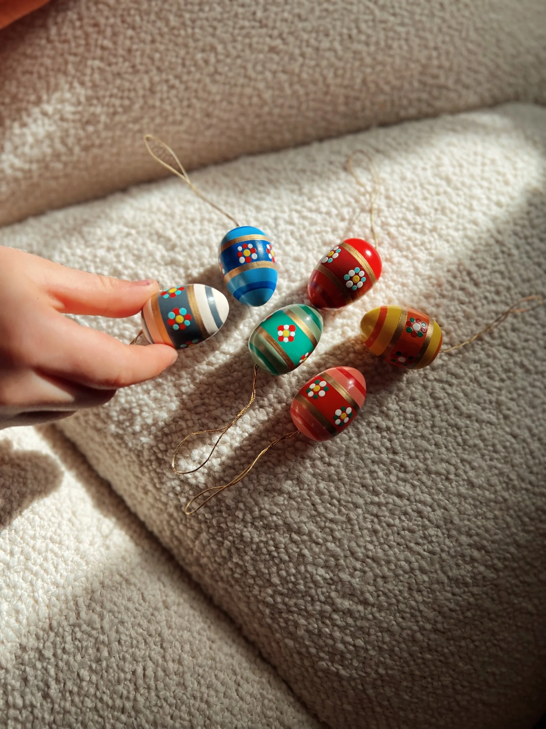 64DAFDDE-5ADB-477D-80EA-14797F9E64F2