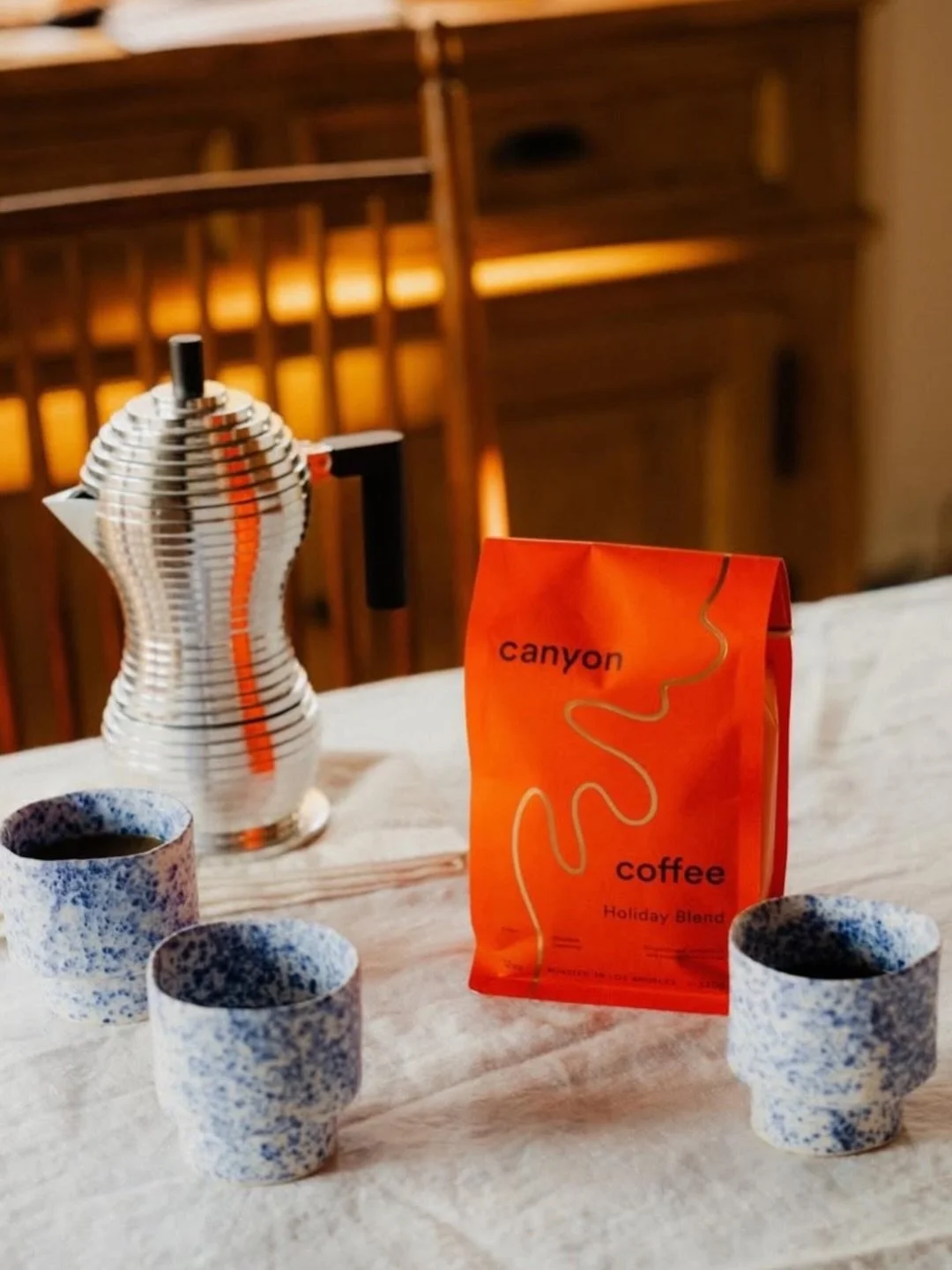 Our Holiday Blend from @canyoncoffee ~ The return of a seasonal favorite. Smooth, bright, &amp; festive, this year&rsquo;s limited edition Holiday Blend layers notes of gingerbread, cranberry &amp; orange marmalade&mdash;coffee that tastes like gathe