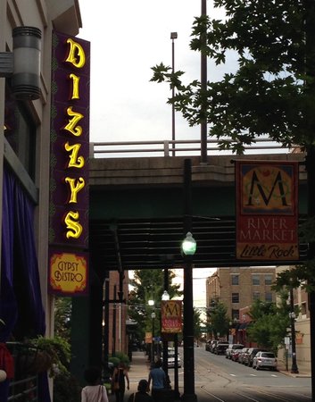 dizzy-s-gypsy-bistro.jpg