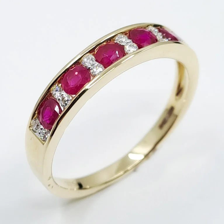 9ct Gold Ruby & Diamond Eternity Ring