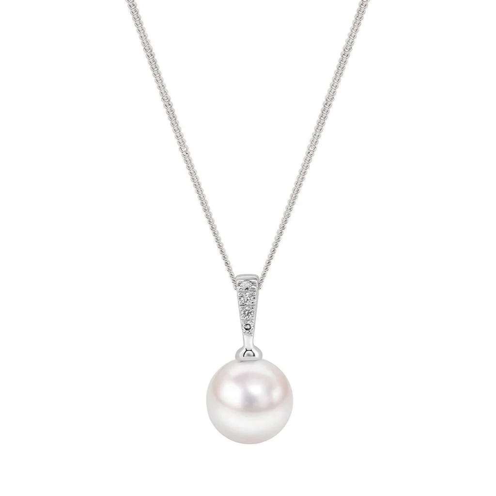 9ct Gold Cultured Pearl & Diamond Pendant