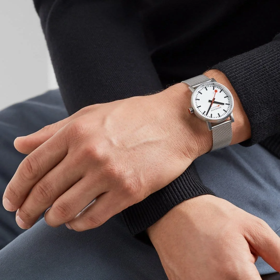 mondaine-evo2-35-mm-stainless-steel-watch-MSE-35110-SM-2.jpg