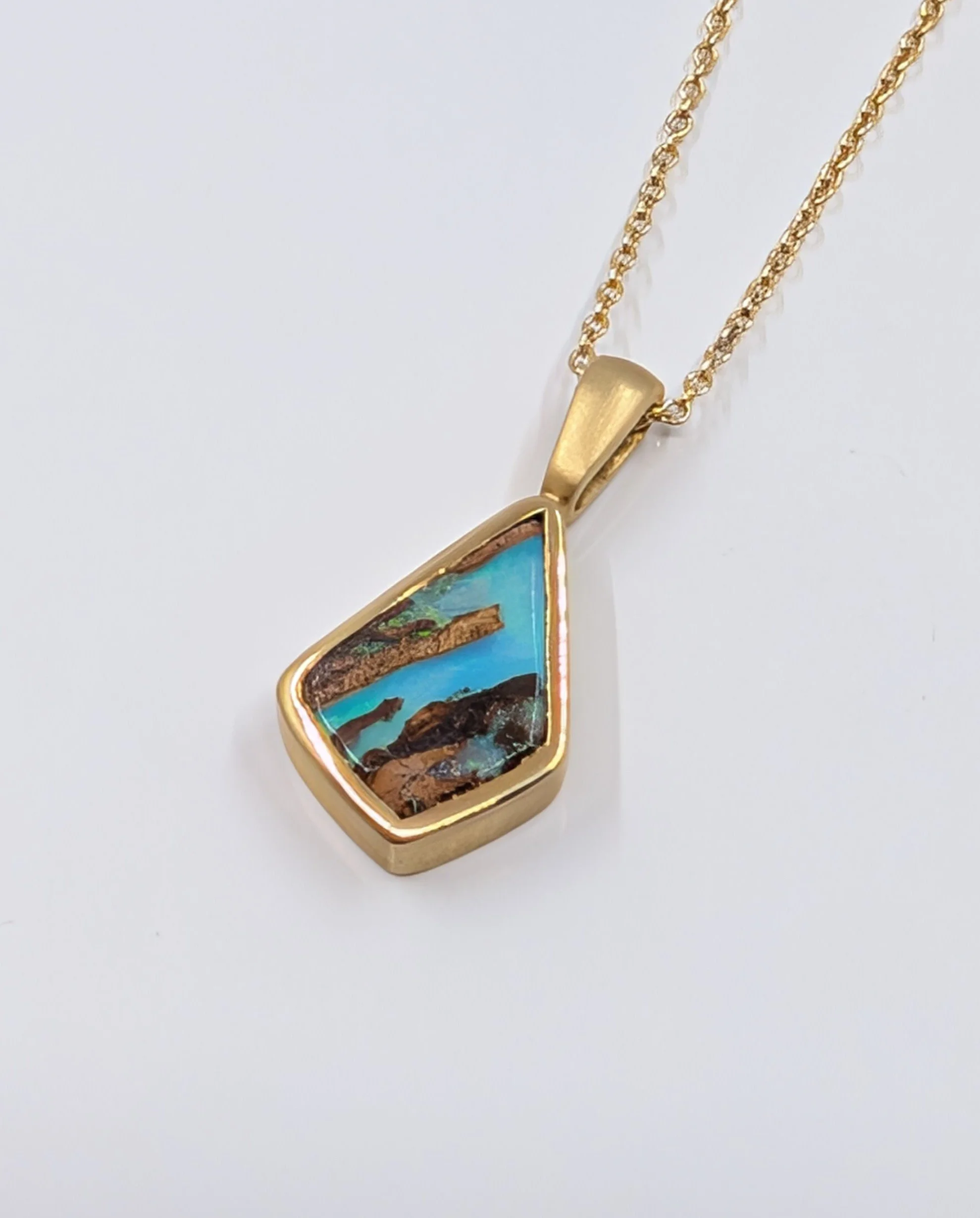18ct Gold Boulder Opal Necklace