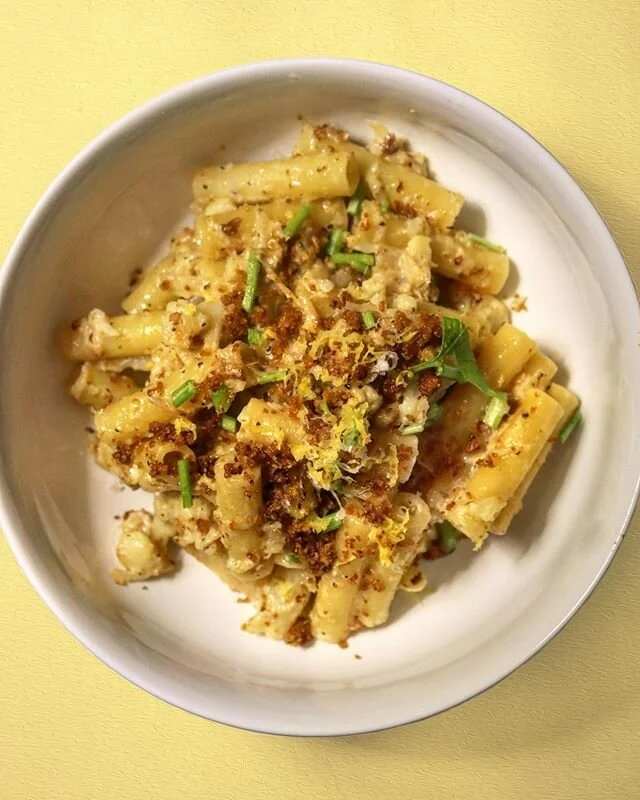 Slowly but surely, we gathered all of the ingredients to make @alisoneroman Cauliflower Pasta, and we&rsquo;ll, it&rsquo;s official: we&rsquo;re adding toasted breadcrumbs to every plate of pasta we make from now on. Remember to add the extra lemon z