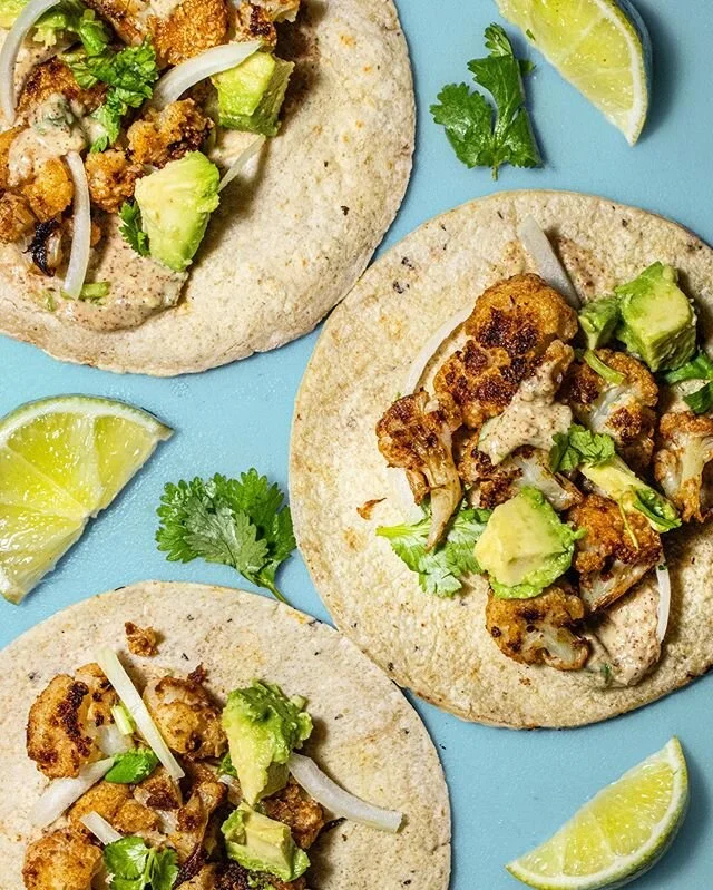 Taco Tuesday but make it healthy-ish. 🌮 These Cauliflower Tacos with Cashew Crema were part of the @healthy_ish #FeelGoodFoodPlan
Recipe by @andybaraghani
Cauliflower from our Dig Farm Acre  Box @diginn
&bull;
&bull;
&bull;
&bull;
#greenpoint #barea