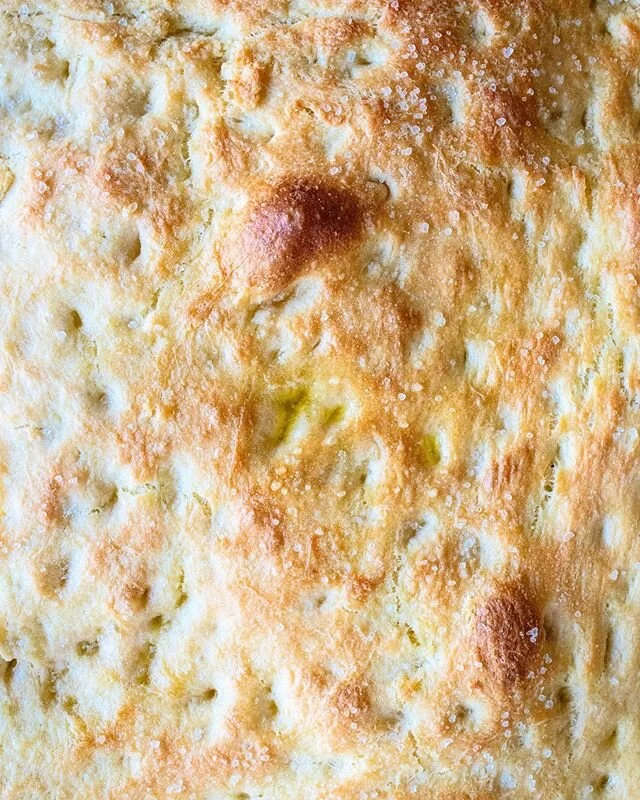 Anyone else feel like they need a constant rotation of carbs and sweets these days? &bull;
&bull;
&bull;
Shockingly Easy No-Knead Focaccia, recipe by @sarahjampel @basically @bonappetitmag &bull;
&bull;
&bull;
#basicallybaking #bonappetit #bareaders 