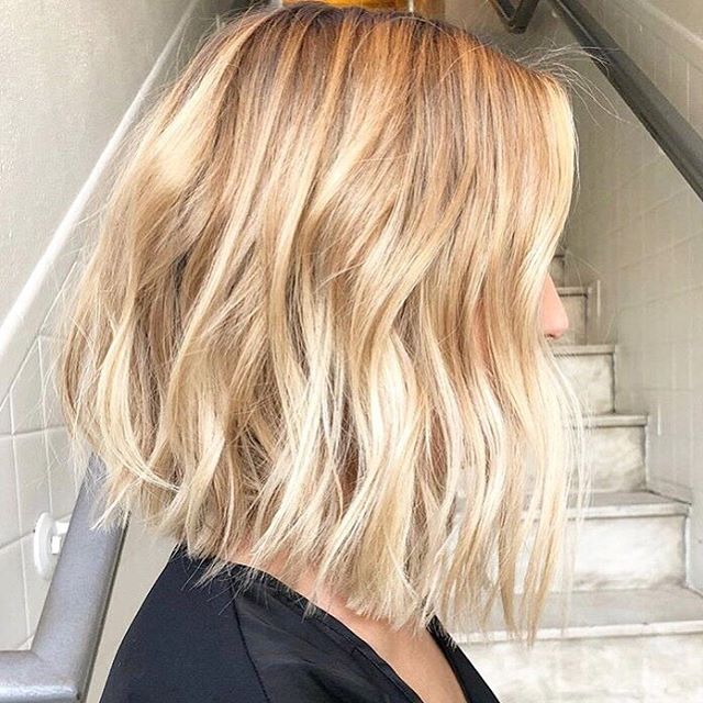 buttery #blonde + textured lob 💫 hair by artist Paige #salonUstyle