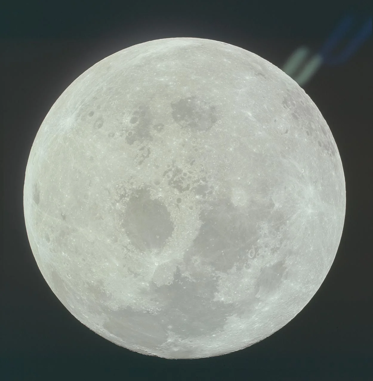 Apollo_5.jpg