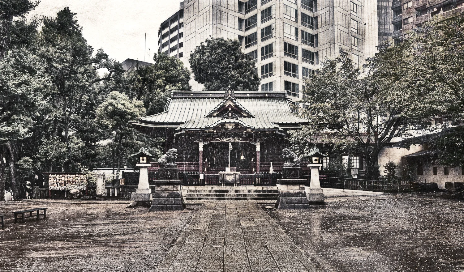 Hachiman-gu Shrine, Tokyo, Japan