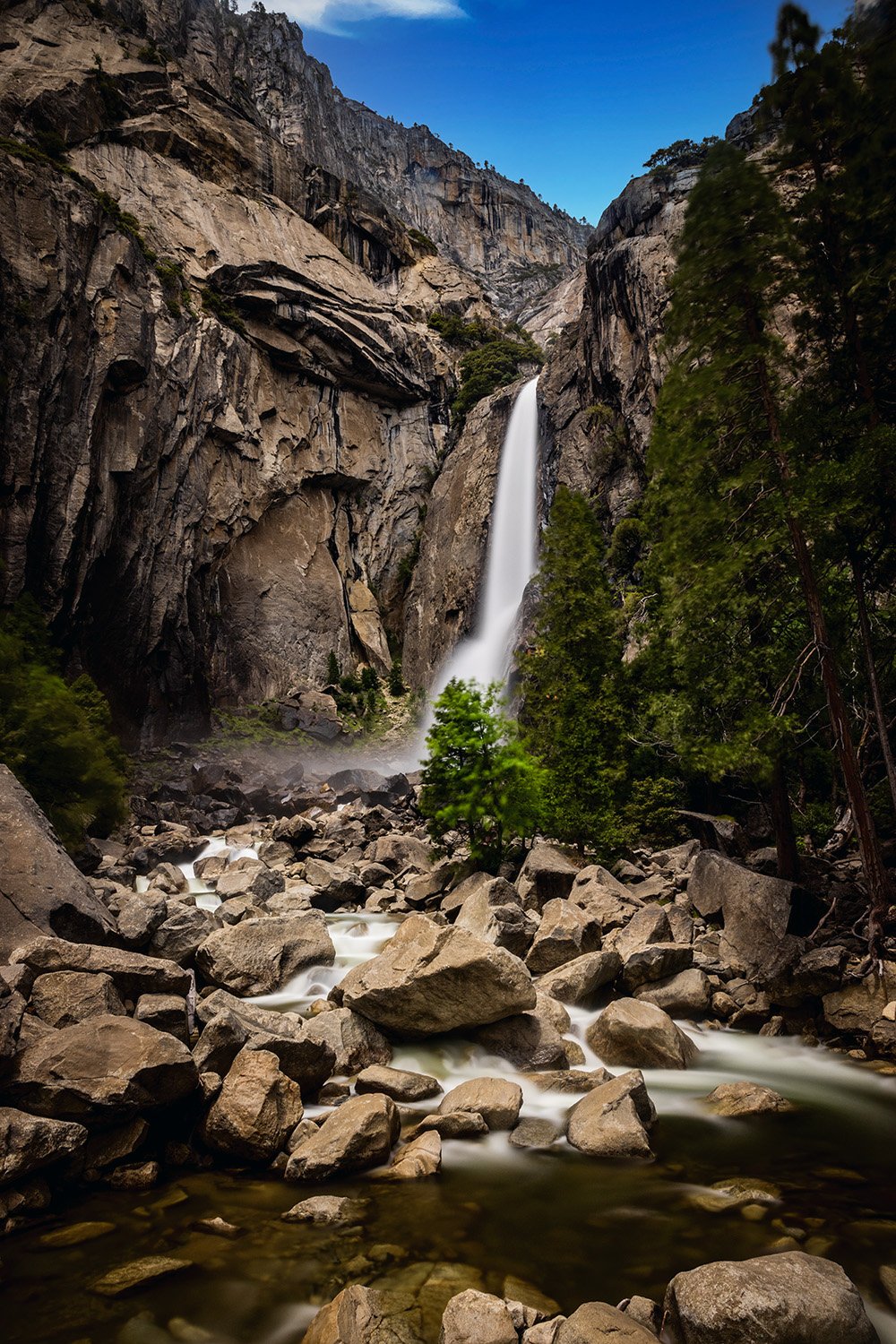Yosemite Falls Close