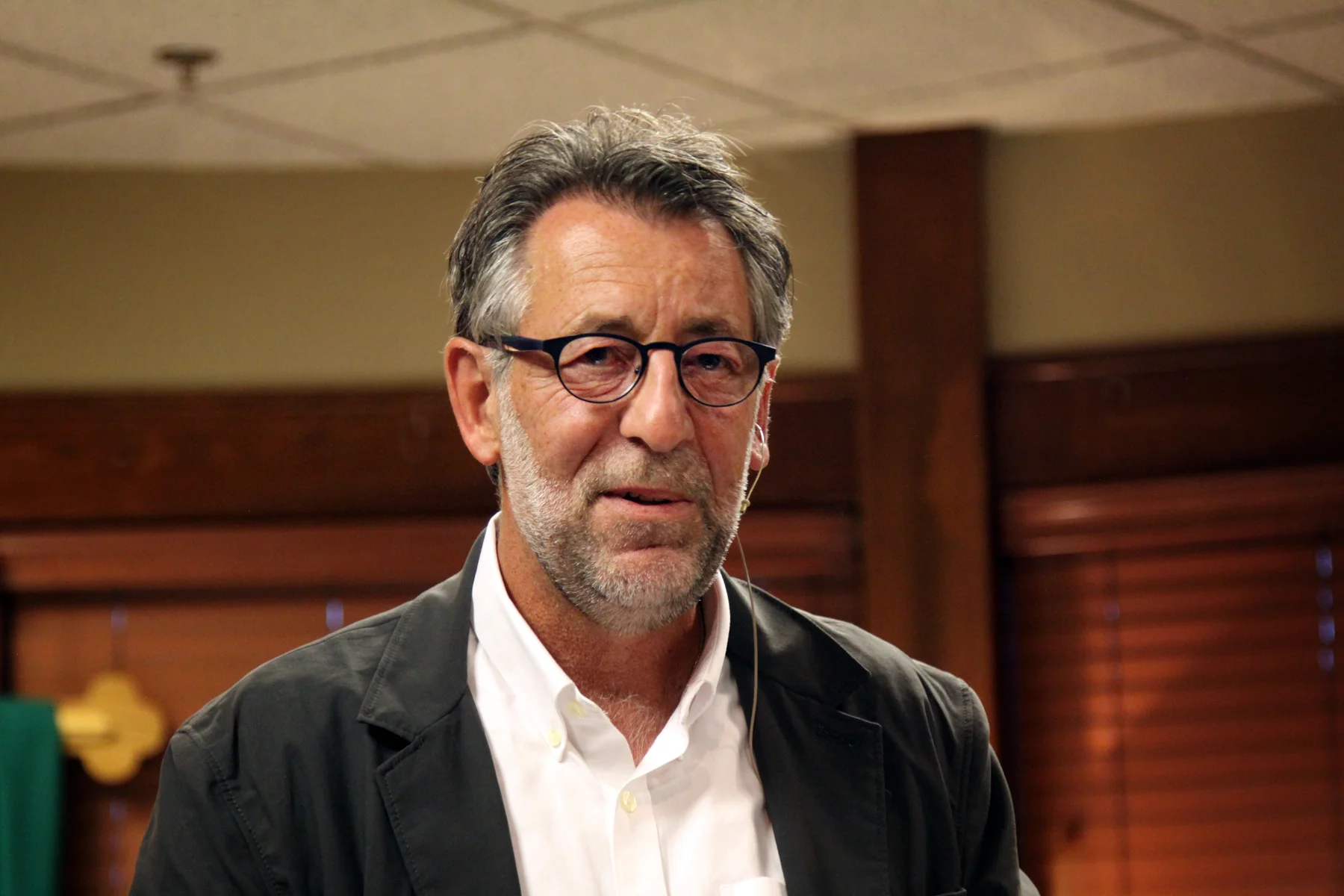 Scott Cairns speaks on community