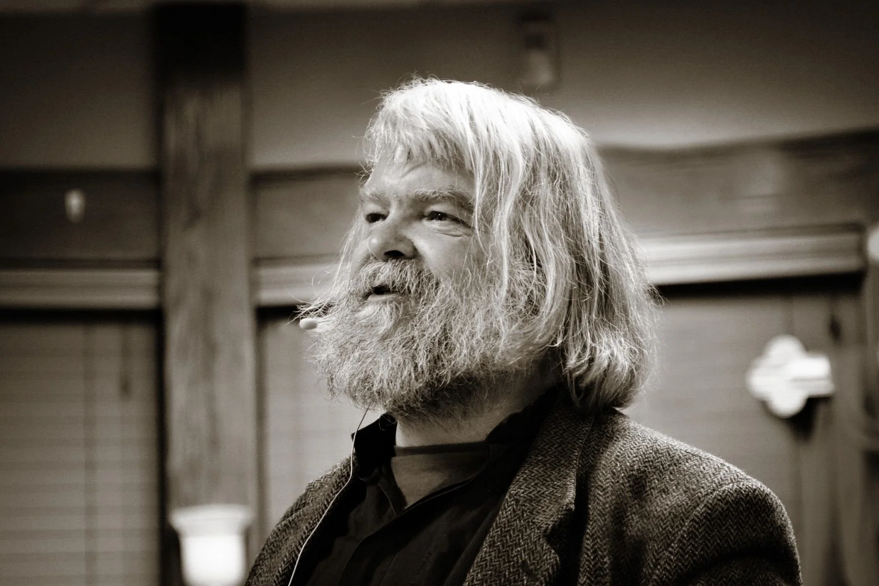 Incarnation and Imagination (with Malcolm Guite) (S3 E14)