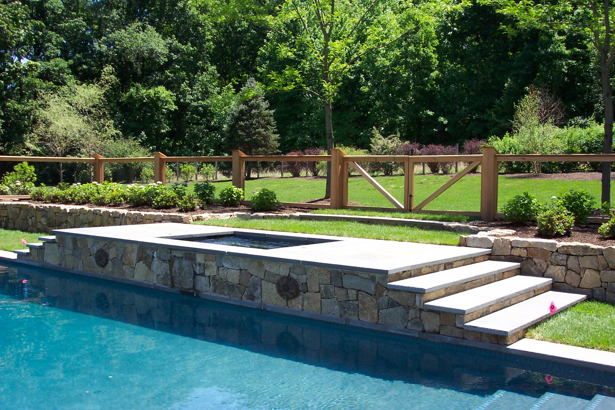 Pool & Spa