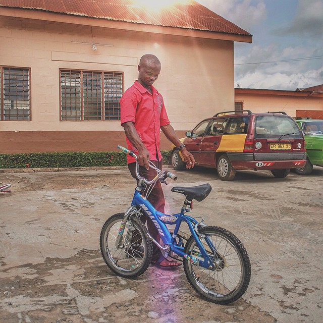 Abdulai knows a whole bunch of little kids in koforidua who are gonna love rolling up on this sweet little ride. This bike's ready to learn some tricks! Right now!