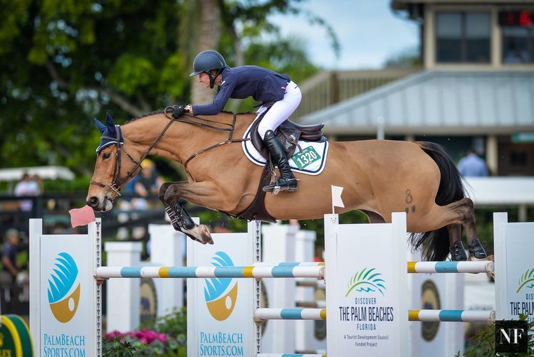 Molly Ashe and Cassandra