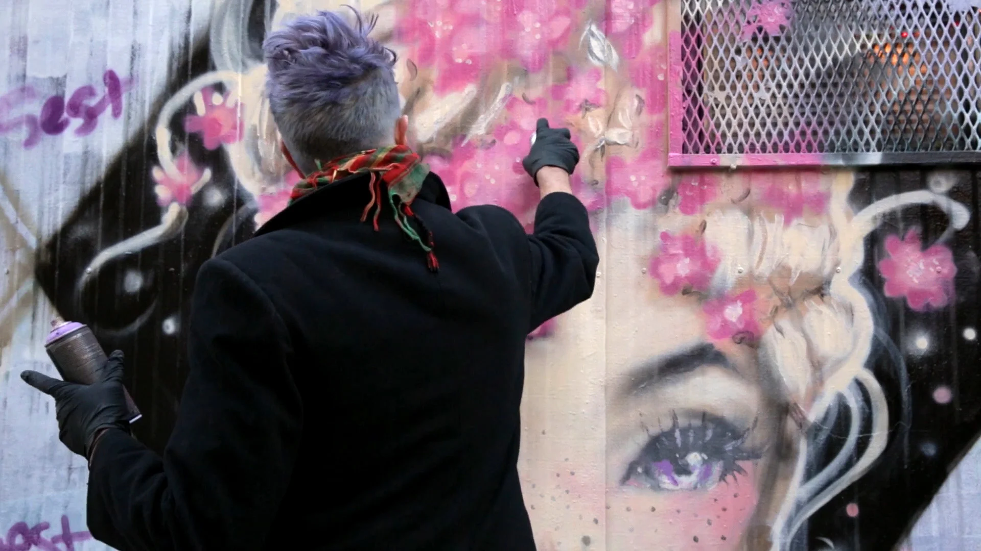 Pidgin Mural - New York City (1).mp4.00_01_01_10.Still001.jpg