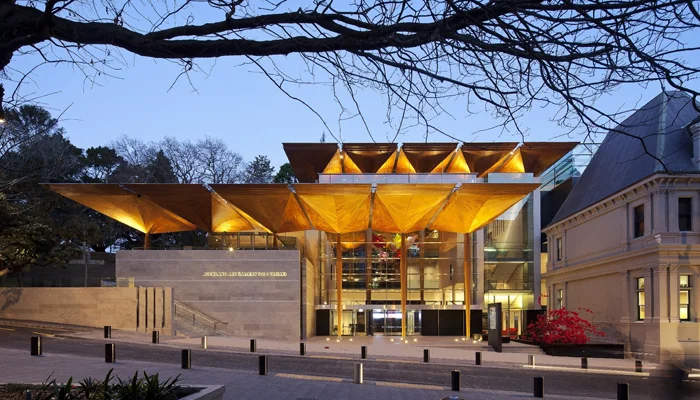 Auckland Art Gallery Toi o Tamaki