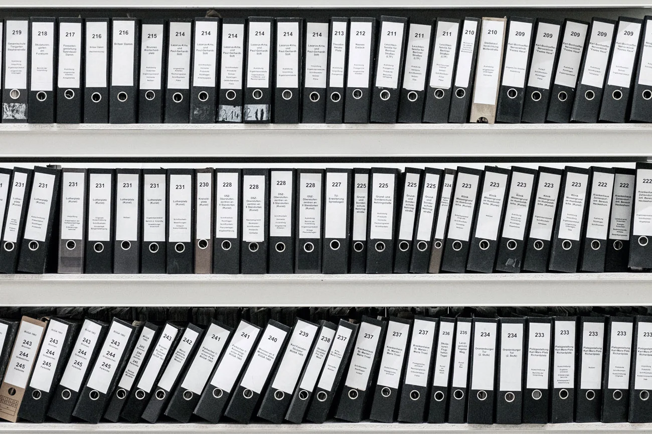 Cabinets of consensus.