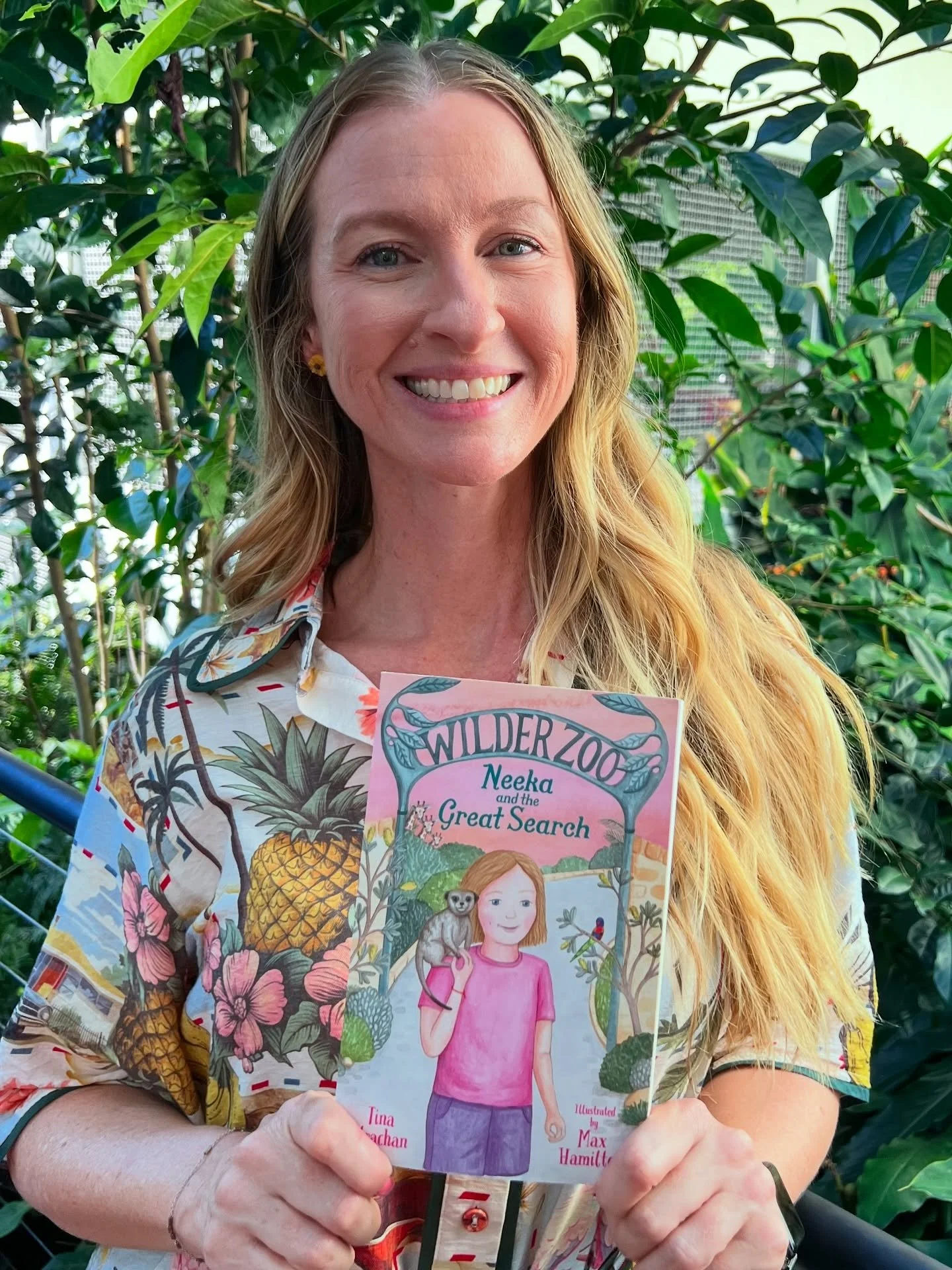 A wildlife hospital is definitely the best-ever book launch location I&rsquo;ve been to!! 

I was so happy, yesterday, to help launch Tina Strachan&rsquo;s latest book in the Wilder Zoo series: Neeka and the Great Search. 

At Currumbin Wildlife Hosp