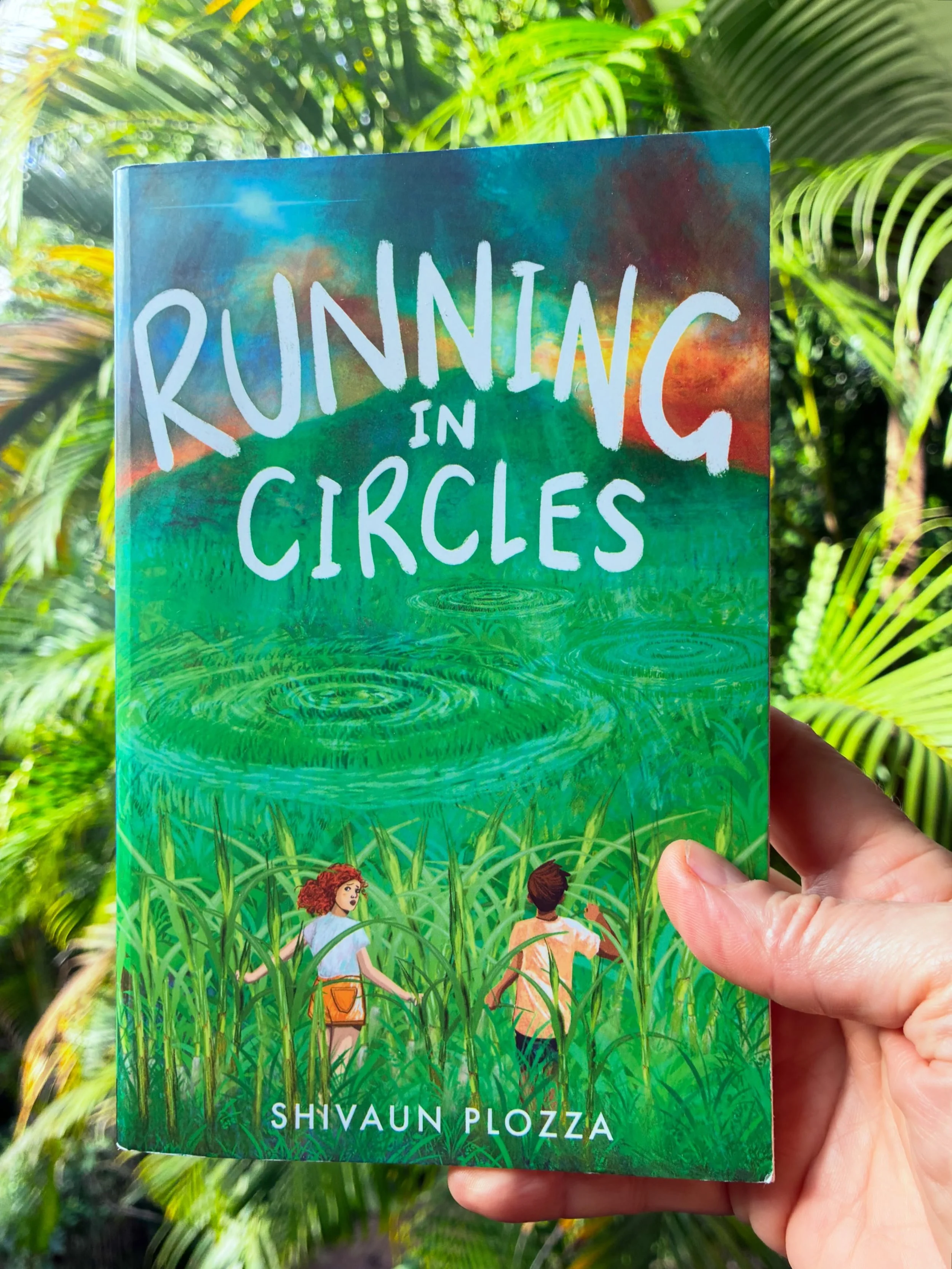 I so enjoyed reading this new book from Shivaun Plozza. 

For readers aged 10+, it tells the story of twelve-year old Dell who lives in Tully in north Queensland where mysterious crop circles are appearing in cane fields. 
&nbsp;
Dell - a budding wea