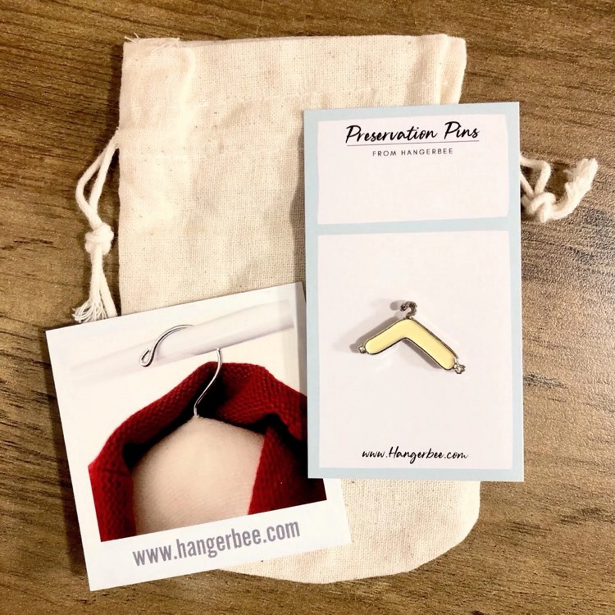 museum_lapel_pin_padded_hanger_7.jpg