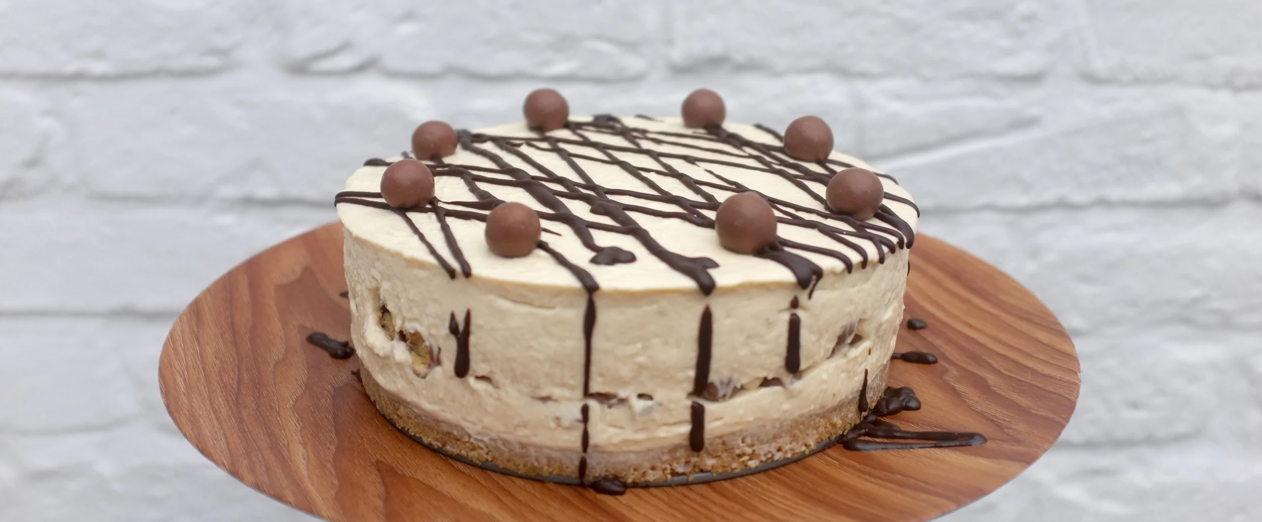 Baileys & Maltesers Cheesecake