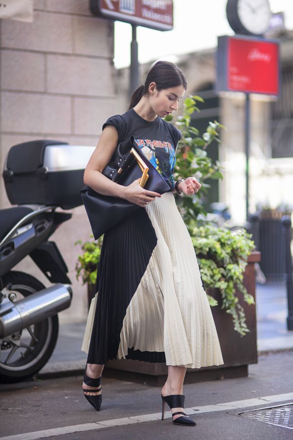 pleated-maxi-skirt-mules-vintage-rocker-tee-graphic-tee-summer-spring-blogger-via-a-portable-package.jpg