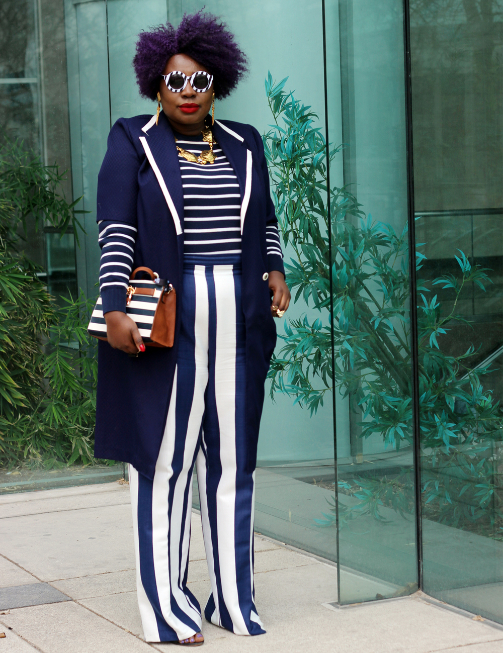 plus-size-style-fashion-week-outfit-stripes-plus-size-stripes-plus-size-street-style-01.jpg