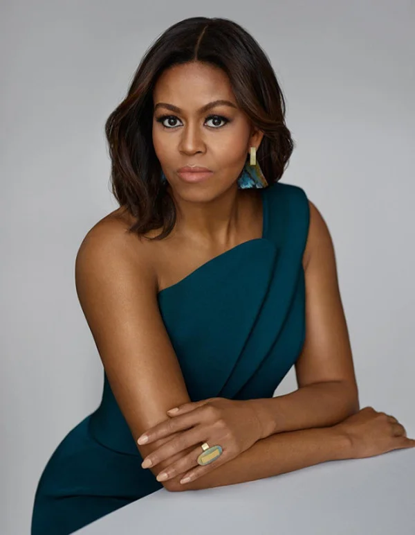 First Lady Michelle looked striking and elegant for Instyle magazine. 